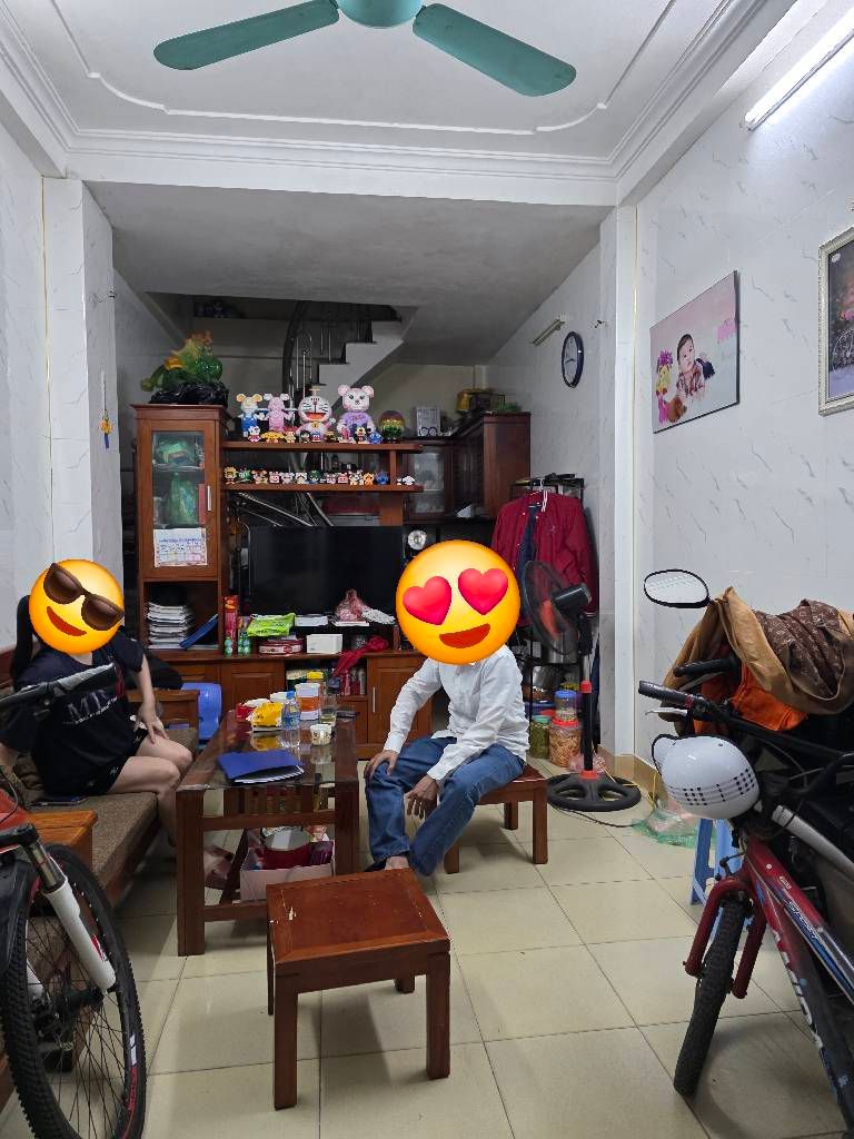 Bán nhà Hoàng Đạo Thành - diện tích 32.6m2 5 tầng - Nhà đẹp hiếm có - giá 15 tỷ