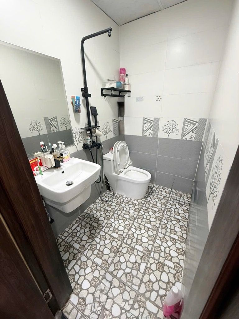 Bán nhà Bán Đảo Linh Đàm - diện tích 61m2 1 tầng - Nhà đẹp ở luôn - giá 3,67 tỷ