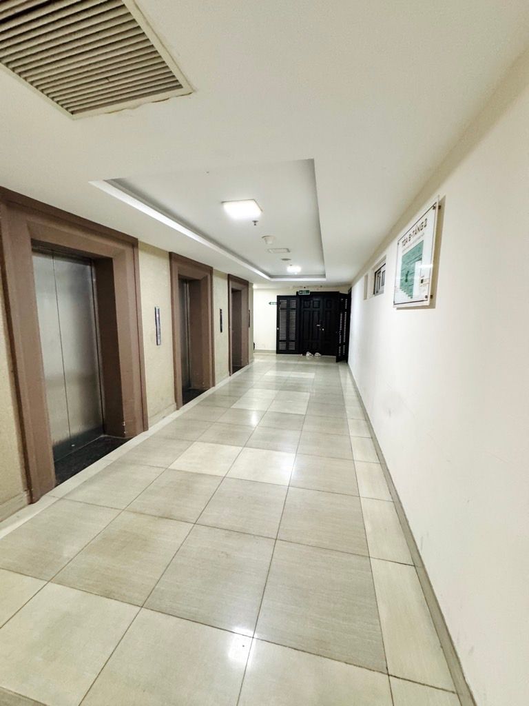 Bán nhà Khương Trung - diện tích 170m2 2 tầng - Cực hiếm, không gian sống như nhà mặt đất - giá 20 tỷ