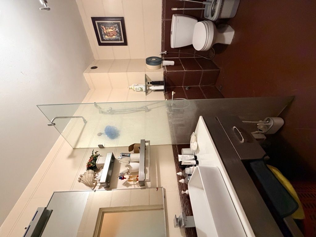 Bán nhà Tôn đức thắng - diện tích 35.7m2 5 tầng - ô tô tránh - giá 13,8 tỷ