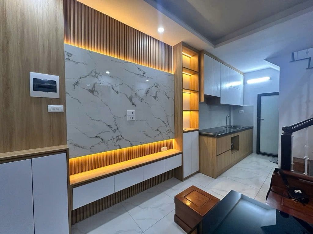 Bán nhà Phan Đình Giót - diện tích 16.4m2 4 tầng - vị trí cực đẹp - giá 6,5 tỷ