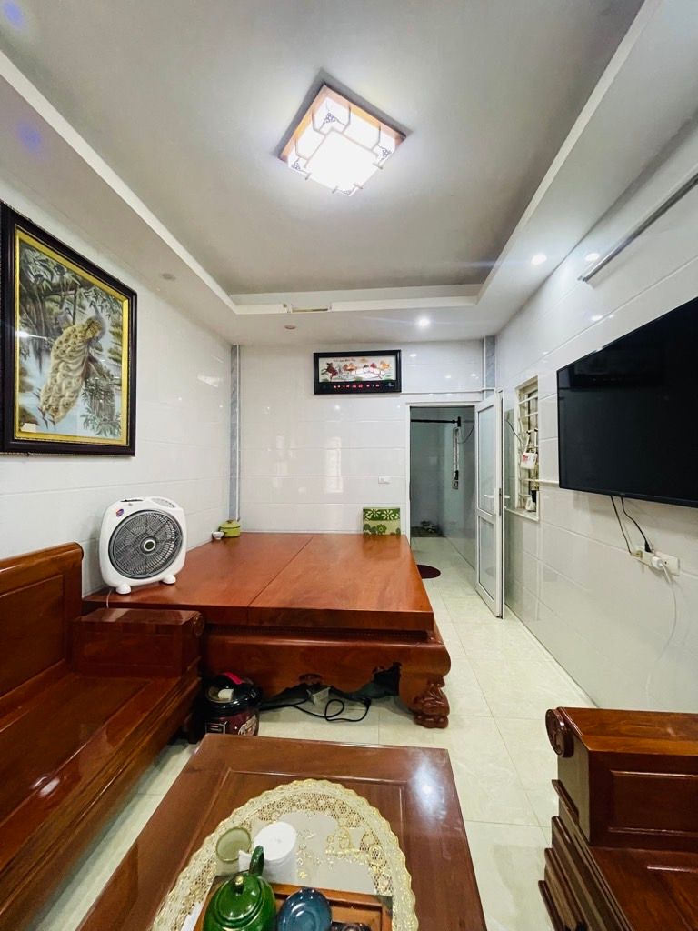 Bán nhà Nam Dư - diện tích 31m2 5 tầng - Lô góc - giá 10,9 tỷ