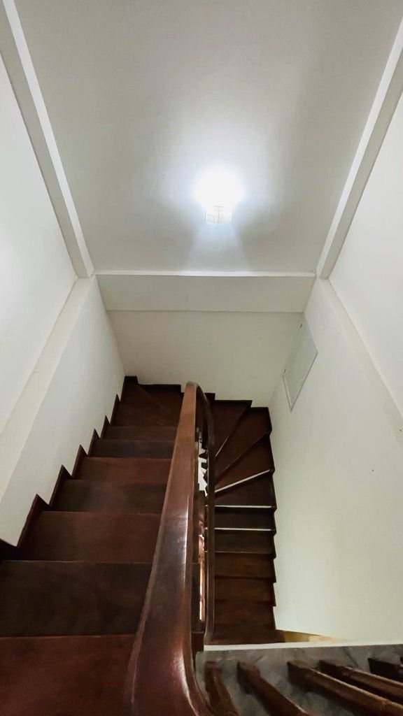 Bán nhà Vương Thừa Vũ - diện tích 42m2 5 tầng - Hai Mặt Ngõ - giá 9,6 tỷ