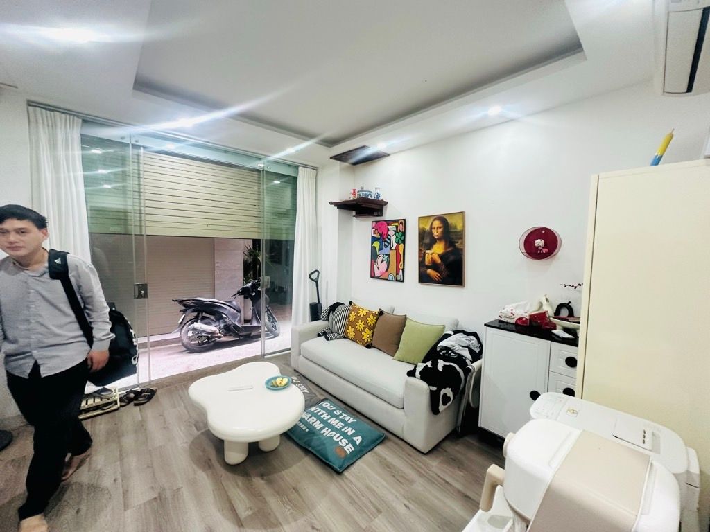 Bán nhà Đê La Thành - diện tích 45m2 1 tầng - SIÊU HIẾM - KINH DOANH - NGÕ THÔNG - giá 2,45 tỷ