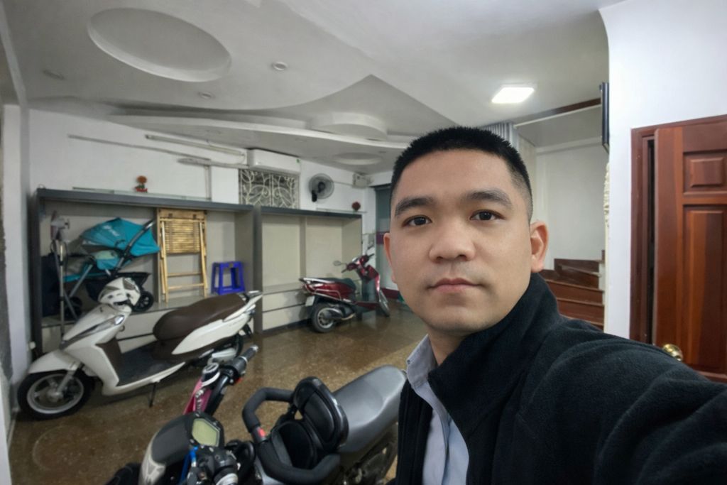 Bán nhà Xã Đàn - diện tích 32.4m2 6 tầng - ô tô tránh - giá 12 tỷ