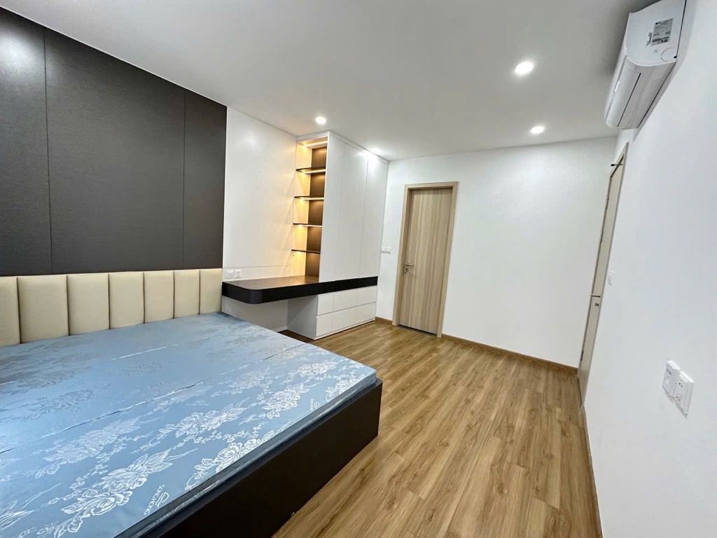 Bán nhà Đền Lừ - diện tích 96m2 18 tầng - Lô góc, 2 ban công cực thoáng - giá 9,8 tỷ