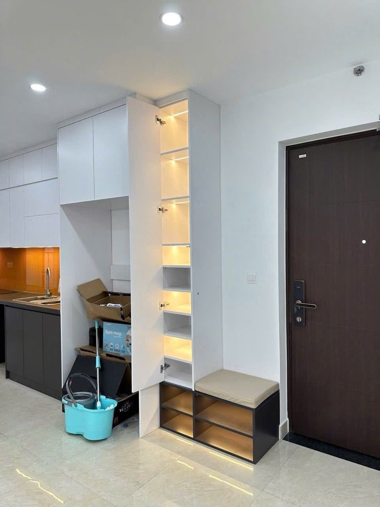 Bán nhà Đền Lừ - diện tích 96m2 18 tầng - Lô góc, 2 ban công cực thoáng - giá 9,8 tỷ