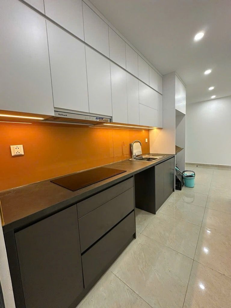 Bán nhà Đền Lừ - diện tích 96m2 18 tầng - Lô góc, 2 ban công cực thoáng - giá 9,8 tỷ