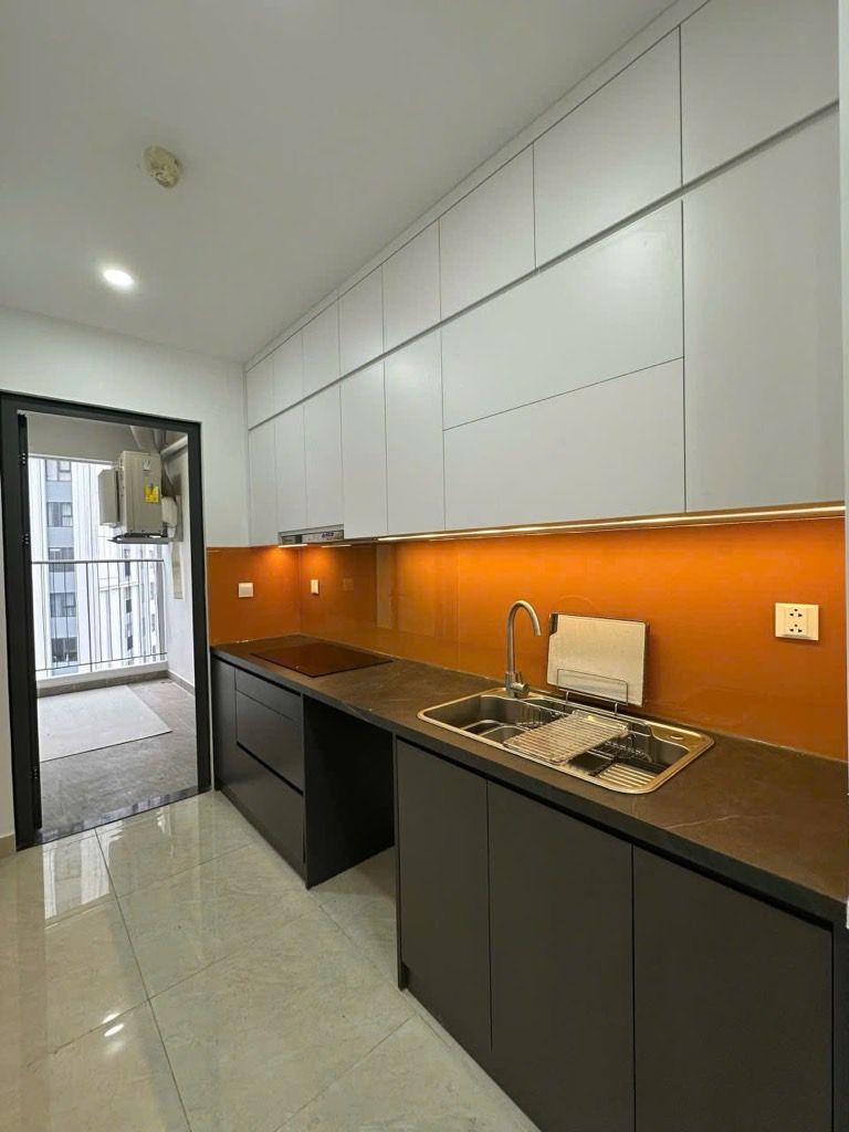 Bán nhà Đền Lừ - diện tích 96m2 18 tầng - Lô góc, 2 ban công cực thoáng - giá 9,8 tỷ