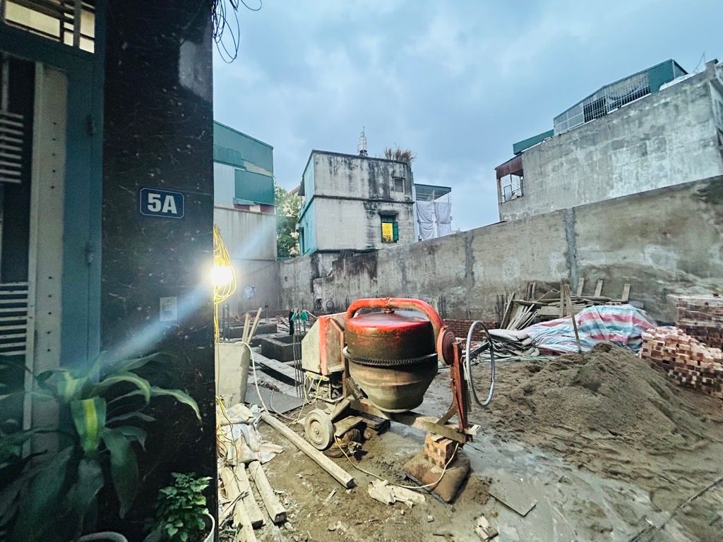 Bán nhà Nguyễn Khoái - diện tích 36.2m2 5 tầng - gần ô tô - giá 8,8 tỷ