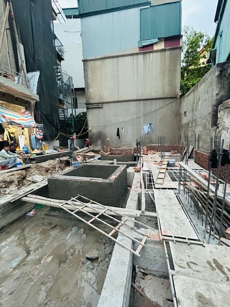 Bán nhà Nguyễn Khoái - diện tích 36.2m2 5 tầng - gần ô tô - giá 8,8 tỷ