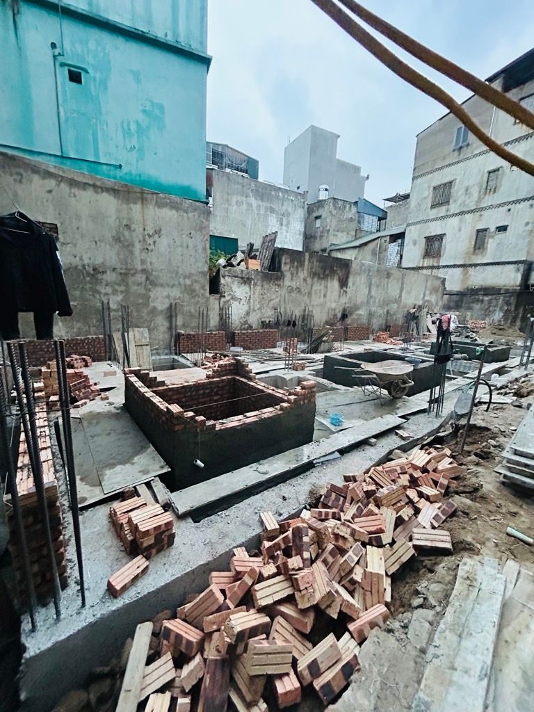 Bán nhà Nguyễn Khoái - diện tích 48.8m2 5 tầng - gần ô tô - giá 9,8 tỷ