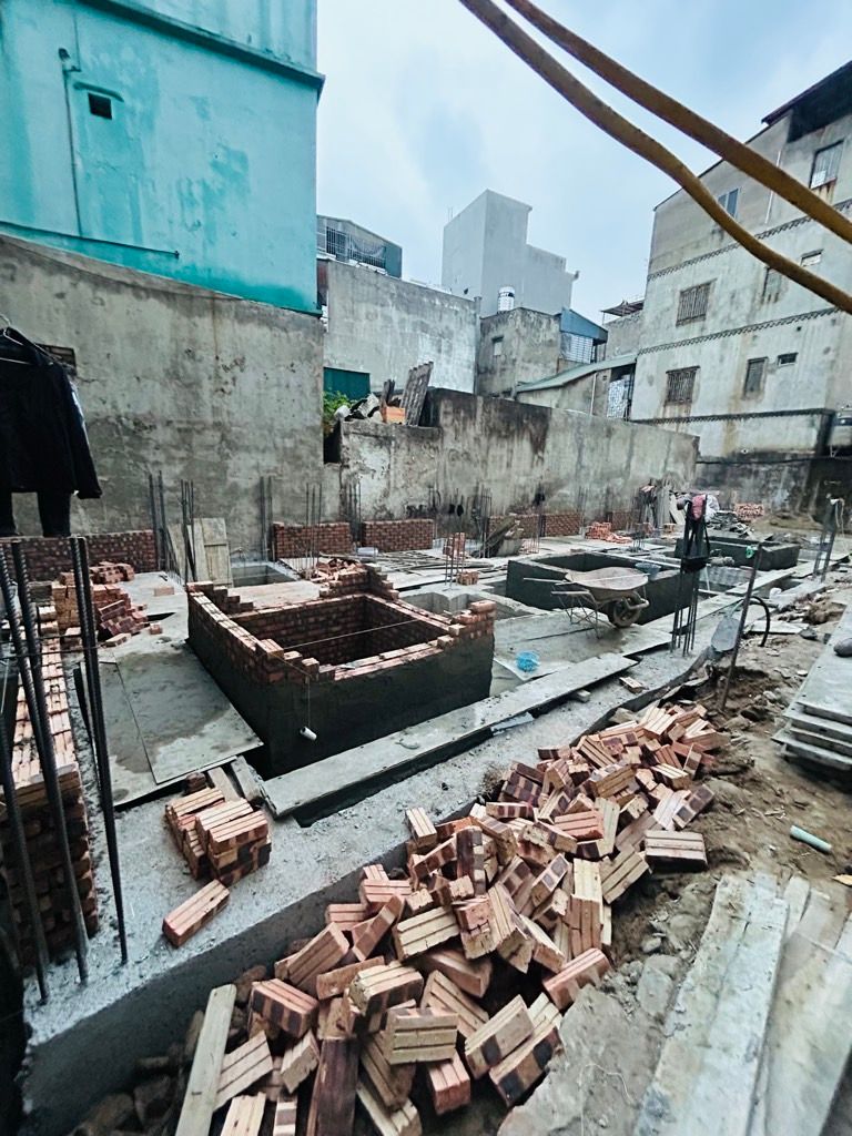 Bán nhà Nguyễn Khoái - diện tích 48.8m2 5 tầng - gần ô tô - giá 9,8 tỷ