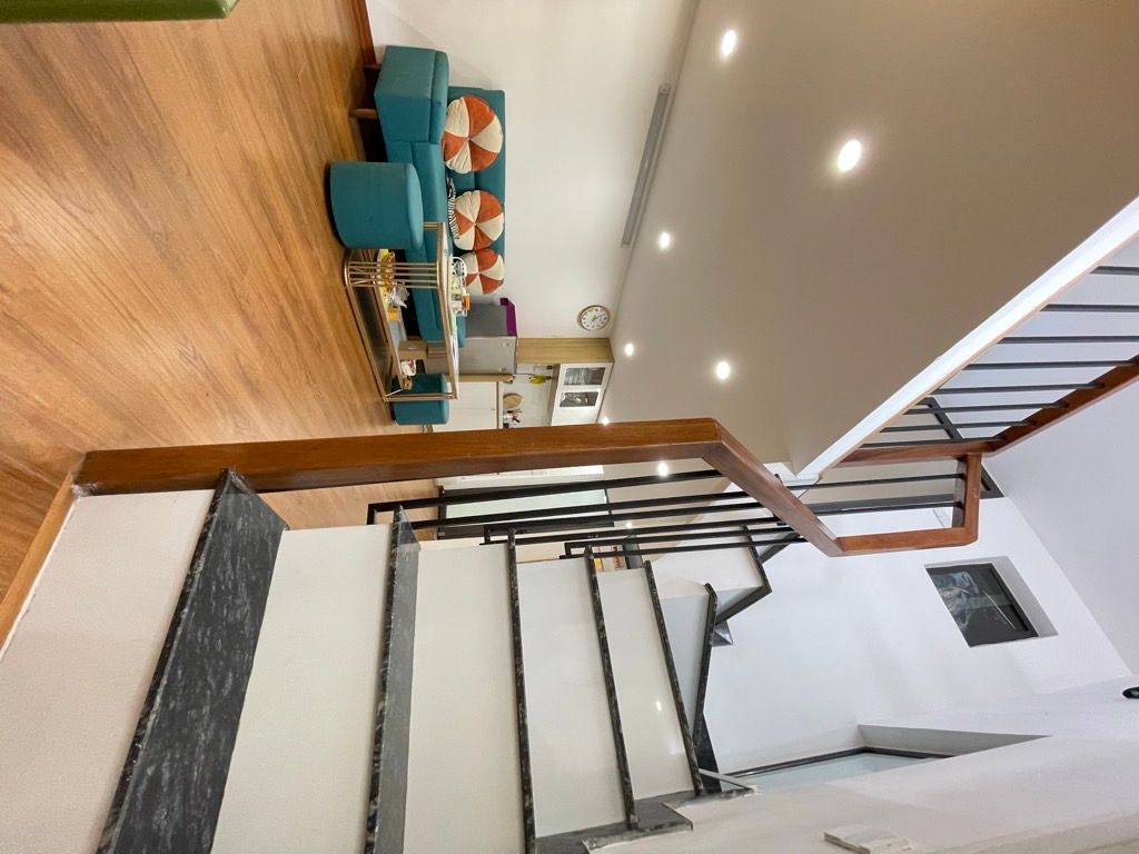 Bán nhà Phố Huế - diện tích 70m2 2 tầng - Lô góc sáng thoáng - giá 5,5 tỷ