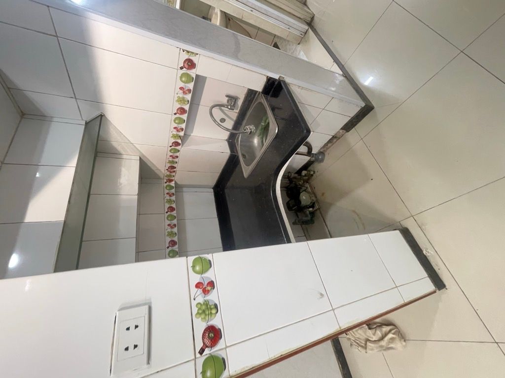 Bán nhà Bùi Ngọc Dương - diện tích 41m2 1 tầng - Ô TÔ ĐỖ CỬA KINH DOANH BUÔN BÁN - giá 4,6 tỷ