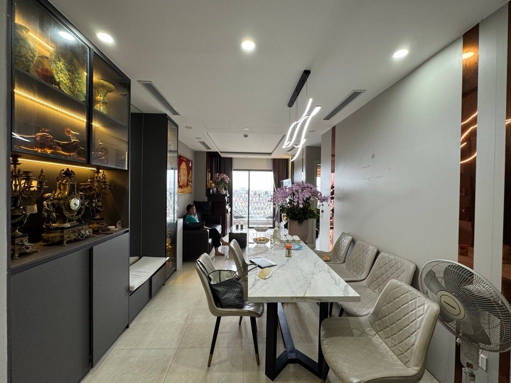 Bán nhà Hoàng Mai - diện tích 90m2 1 tầng - Căn hộ cao cấp - giá 10,5 tỷ