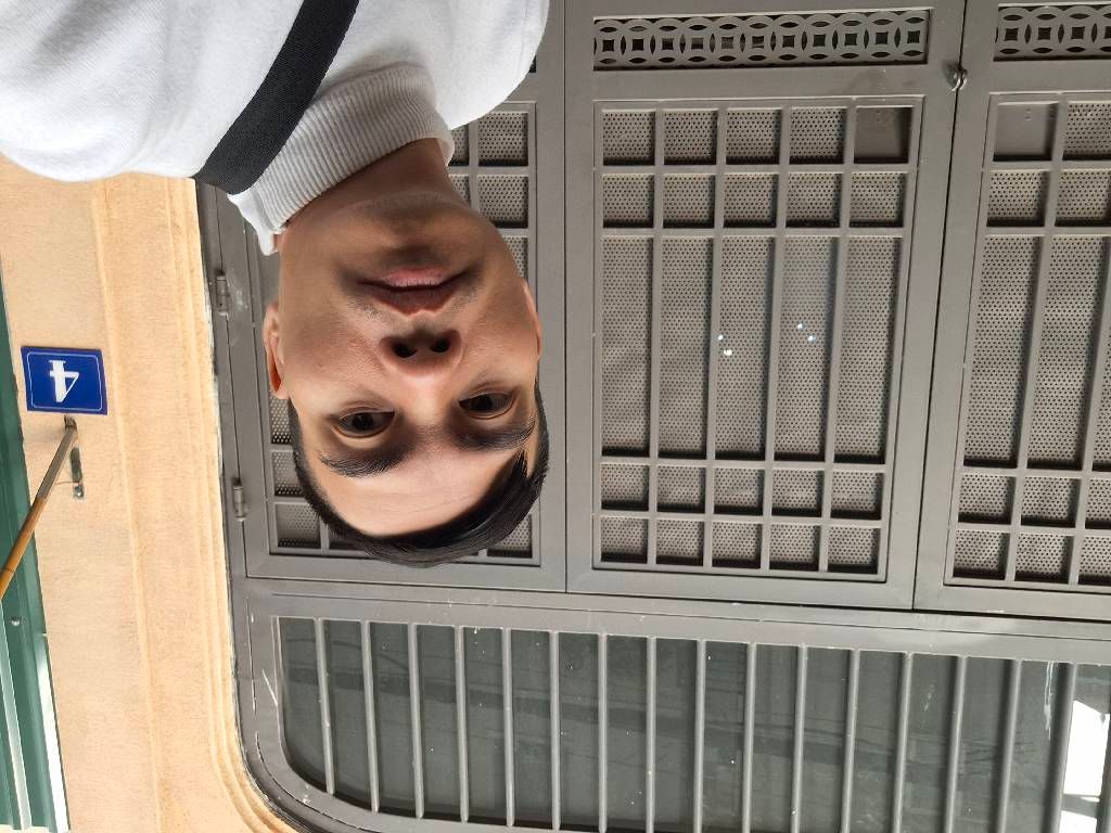 Bán nhà Định Công Thượng - diện tích 58m2 5 tầng - Ngõ 5 tạ vào tận cửa - giá 13,9 tỷ