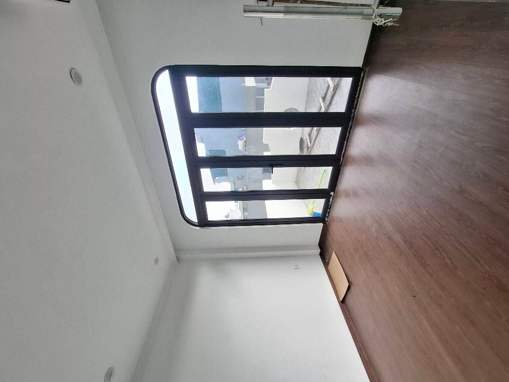 Bán nhà Định Công Thượng - diện tích 58m2 5 tầng - Ngõ 5 tạ vào tận cửa - giá 13,9 tỷ