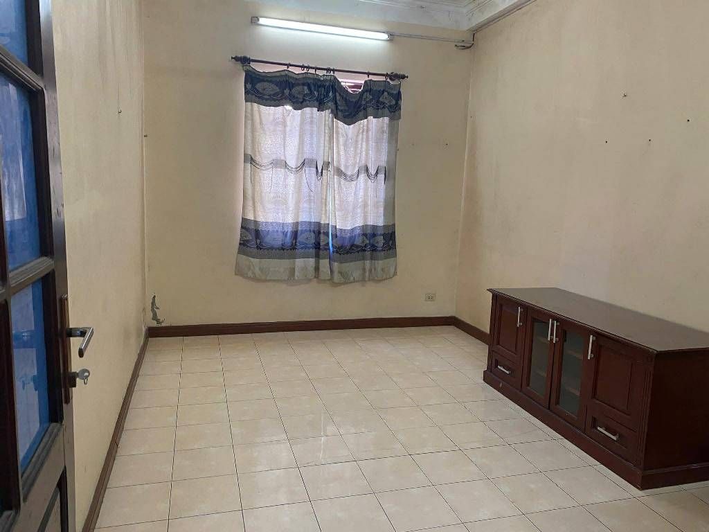 Bán nhà Bạch Mai - diện tích 59m2 3 tầng - Mặt phố kinh doanh sầm uất - giá 17,9 tỷ