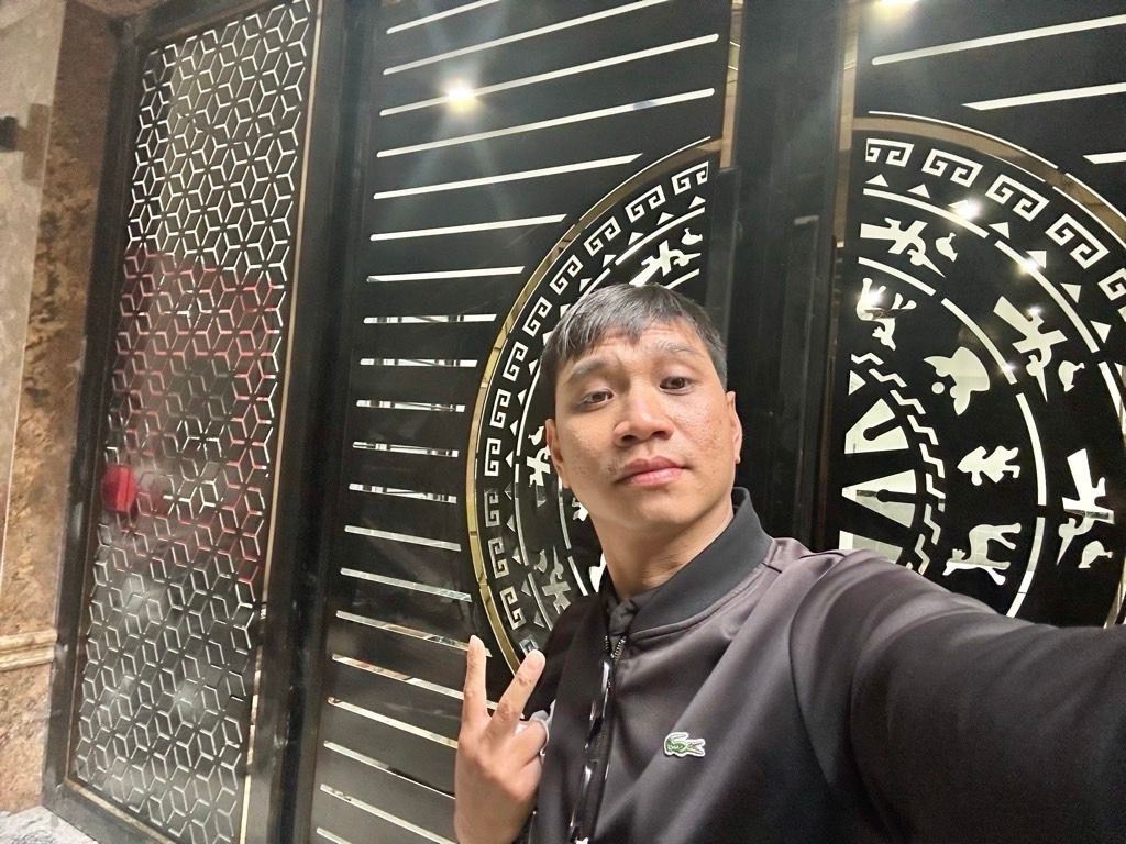 Bán nhà Lương Khánh Thiện - diện tích 64m2 7 tầng - ô tô vào trong nhà - giá 19,7 tỷ