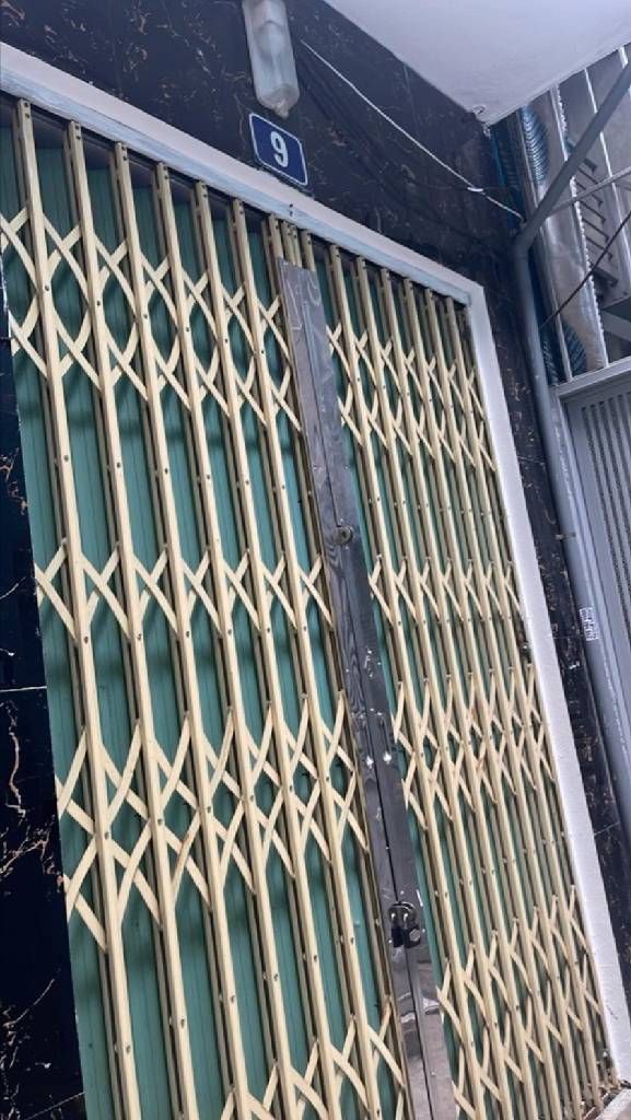 Bán nhà Ngõ chợ Khâm Thiên - diện tích 16,4m2 3 tầng - Nhà Đẹp - giá 3,4 tỷ