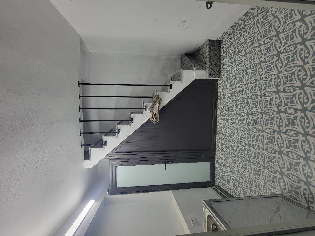 Bán nhà Trần Khát Chân - diện tích 8,3m2 3 tầng - Lô góc 3 mặt thoáng - giá 1,65 tỷ