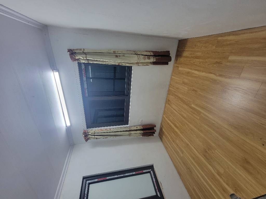 Bán nhà Trần Khát Chân - diện tích 8,3m2 3 tầng - Lô góc 3 mặt thoáng - giá 1,65 tỷ