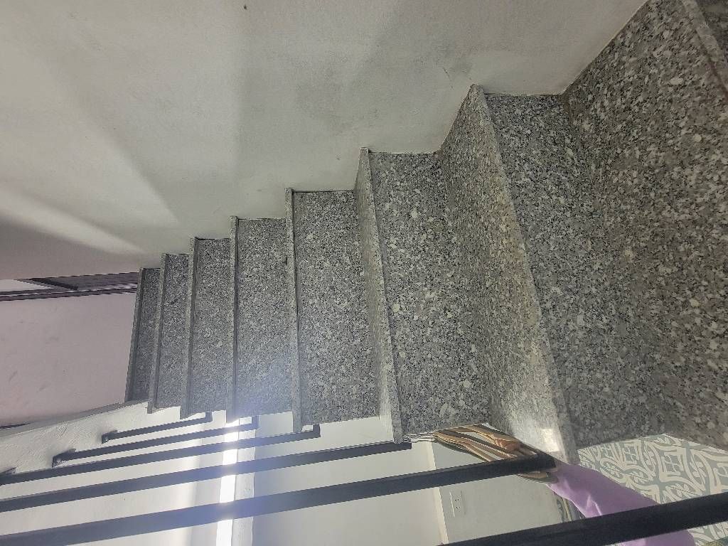 Bán nhà Trần Khát Chân - diện tích 8,3m2 3 tầng - Lô góc 3 mặt thoáng - giá 1,65 tỷ