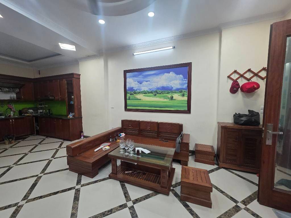 Bán nhà Minh Khai - diện tích 43.9m2 5 tầng - Ô TÔ ĐỖ CỬA - giá 14,8 tỷ