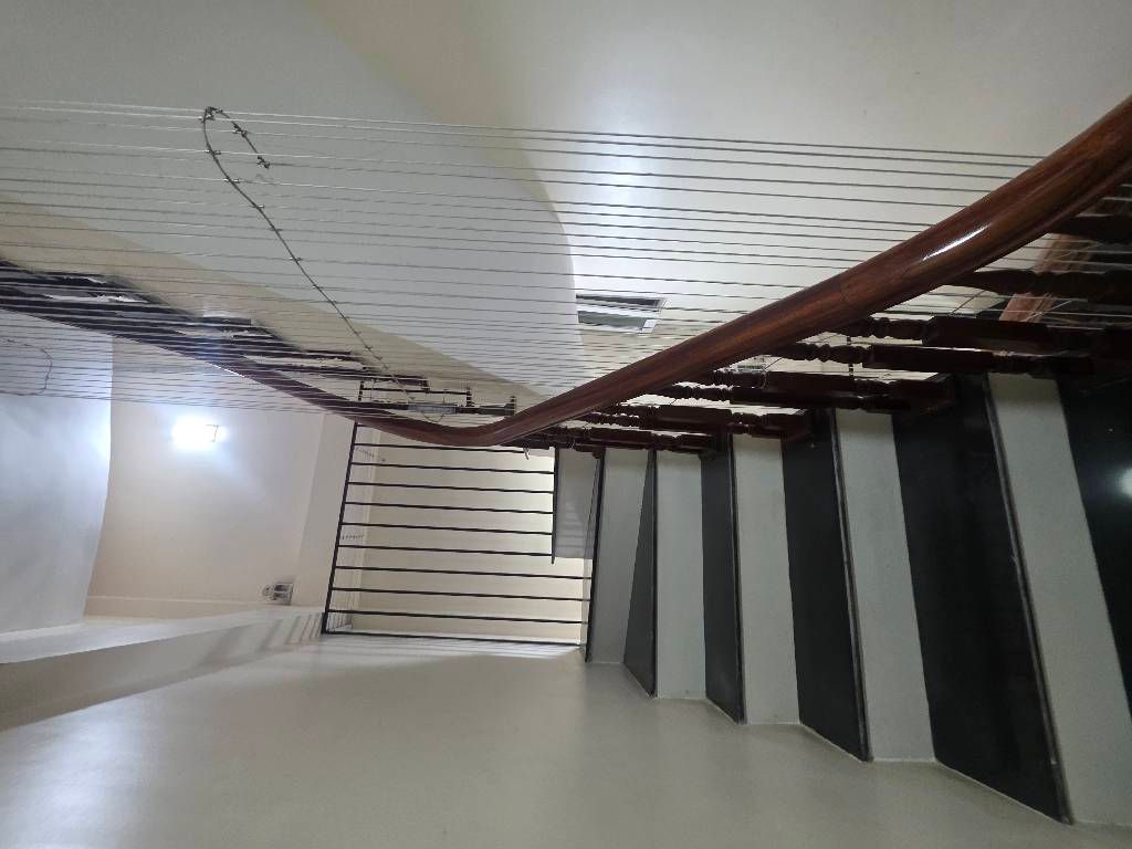 Bán nhà Minh Khai - diện tích 43.9m2 5 tầng - Ô TÔ ĐỖ CỬA - giá 14,8 tỷ