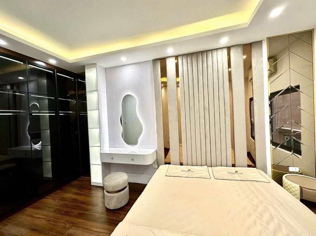 Bán nhà Khương Trung - diện tích 30m2 5 tầng - Ngõ đẹp - giá 7,9 tỷ