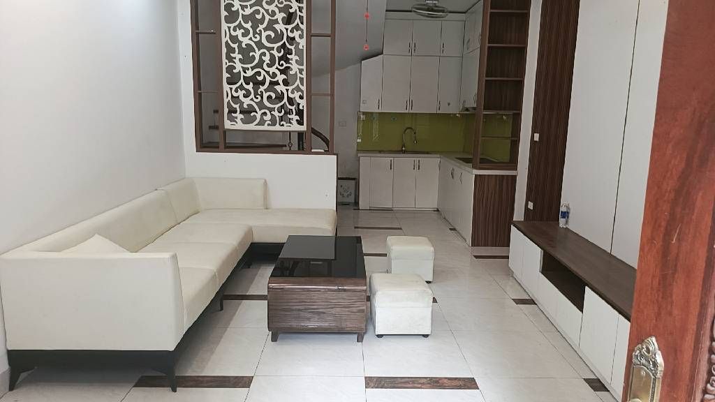 Bán nhà Đại Từ - diện tích 36m2 5 tầng - LÔ GÓC - Ô TÔ ĐỖ CỬA - giá 12,8 tỷ