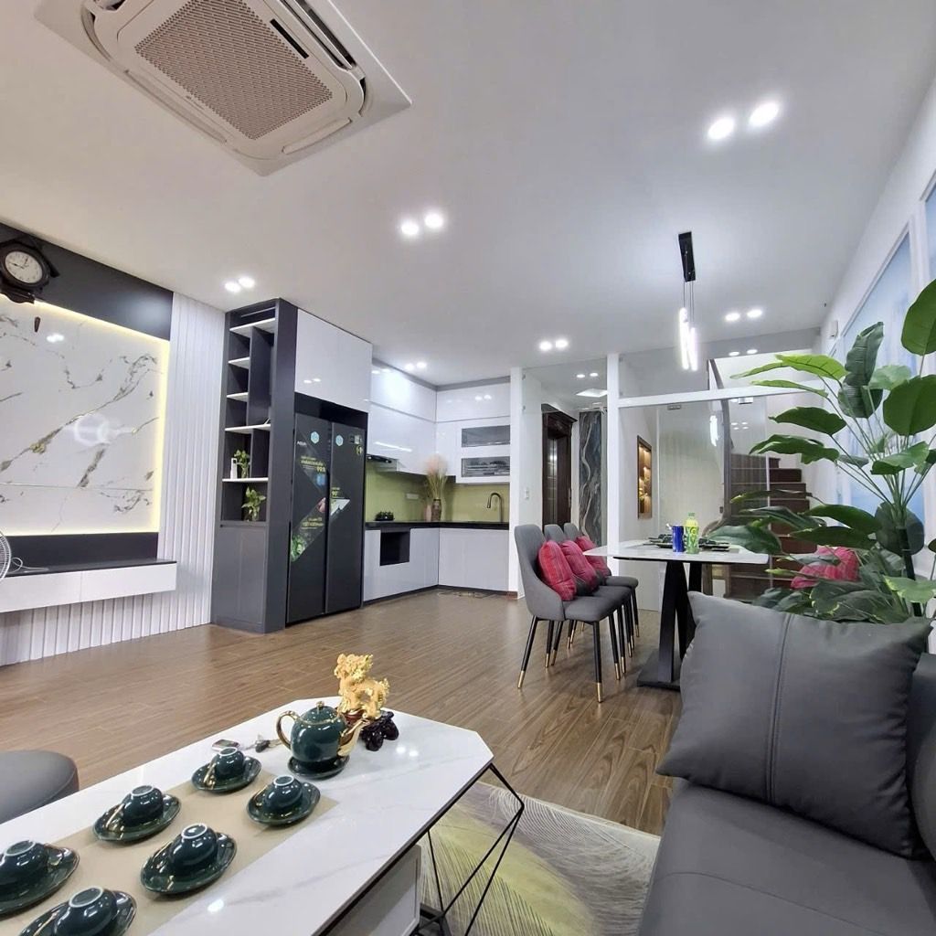 Bán nhà Vương Thừa Vũ - diện tích 46.4m2 7 tầng - 2 ô tô đỗ ngủ trong nhà - giá 20,7 tỷ