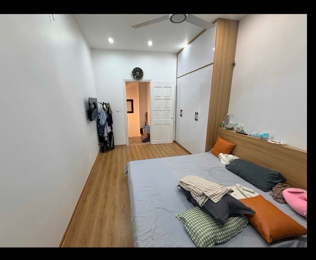 Bán nhà Minh Khai - diện tích 21,7m2 5 tầng - nhà dân xây đủ công năng - giá 5,8 tỷ