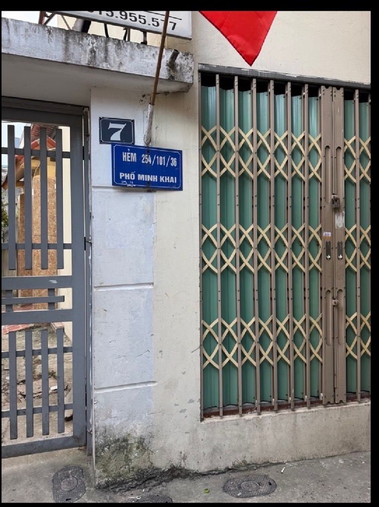 Bán nhà Minh Khai - diện tích 21,7m2 5 tầng - nhà dân xây đủ công năng - giá 5,8 tỷ