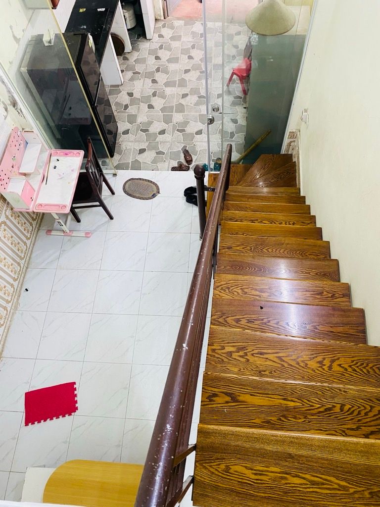 Bán nhà Định Công Hạ - diện tích 36.4m2 2 tầng - 2 mặt thoáng - giá 2,5 tỷ