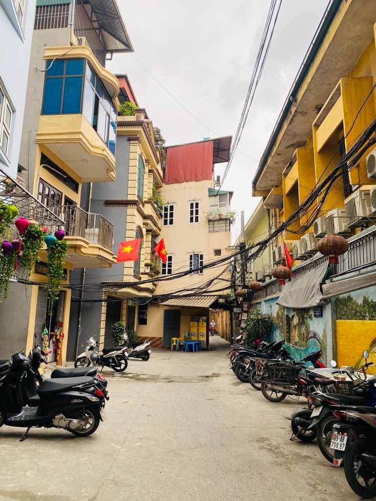 Bán nhà Ngõ Thiên Hùng - diện tích 22.6m2 4 tầng - Lô góc 2 mặt thoáng - giá 6,6 tỷ