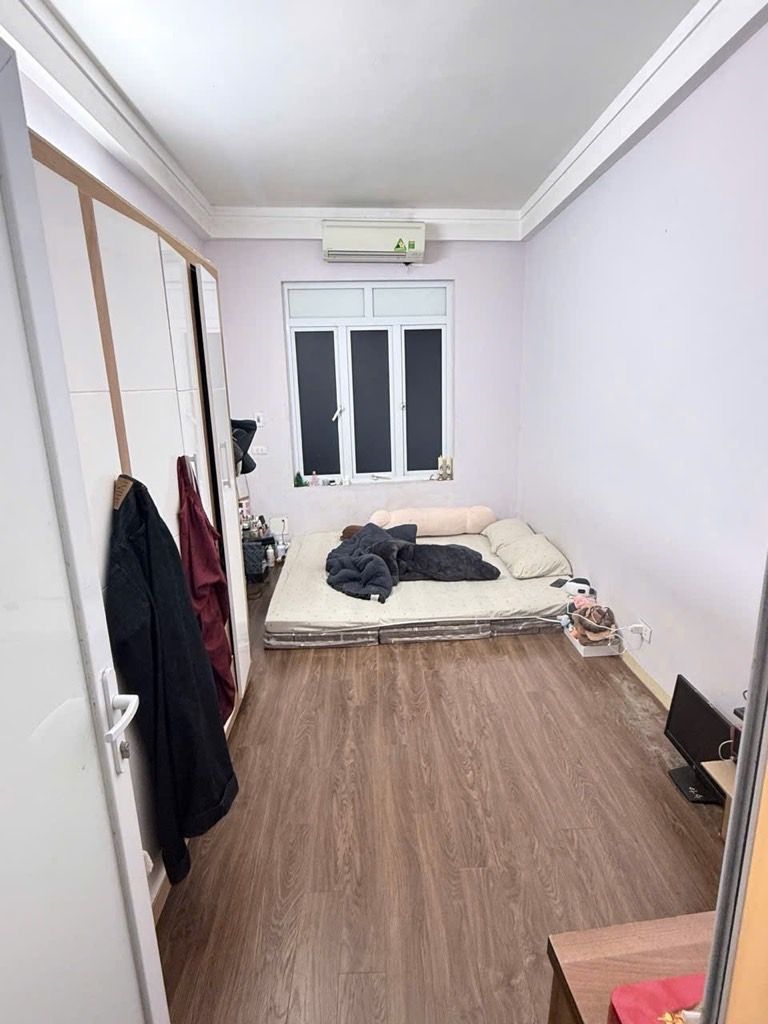 Bán nhà Vĩnh Hưng - diện tích 19,8m2 4 tầng - nhà dân xây khung cột bê tông chắc chắn - giá 3,1 tỷ