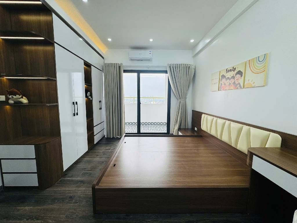 Bán nhà Lĩnh Nam - diện tích 98m2 1 tầng - Lô góc 3 mặt thoáng - giá 6,98 tỷ