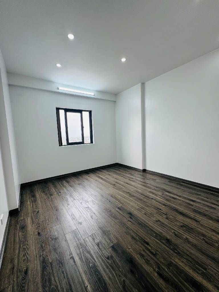 Bán nhà Lĩnh Nam - diện tích 98m2 1 tầng - Lô góc 3 mặt thoáng - giá 6,98 tỷ