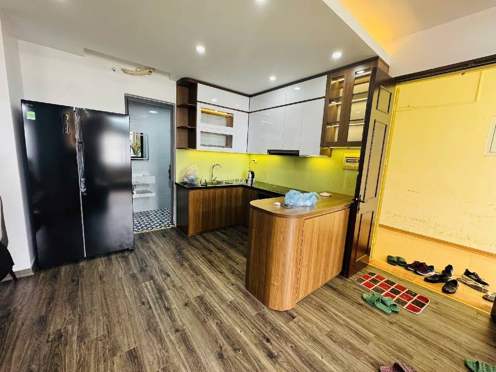 Bán nhà Lĩnh Nam - diện tích 98m2 1 tầng - Lô góc 3 mặt thoáng - giá 6,98 tỷ