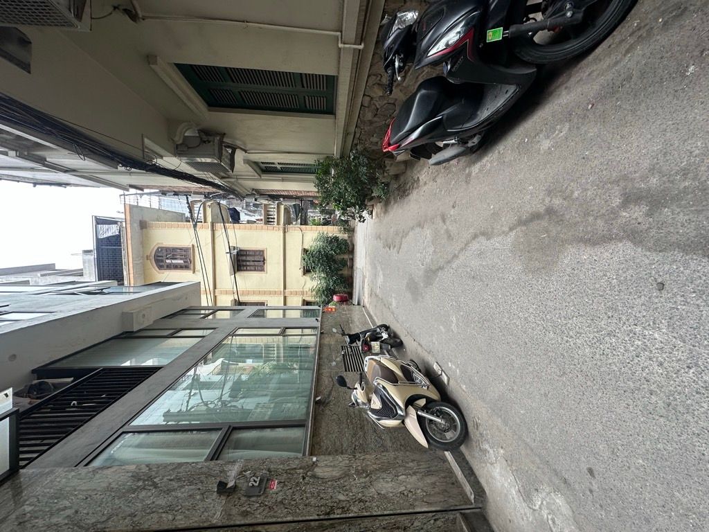 Bán nhà Phương Mai - diện tích 46m2 5 tầng - ô tô đỗ cửa - giá 21 tỷ