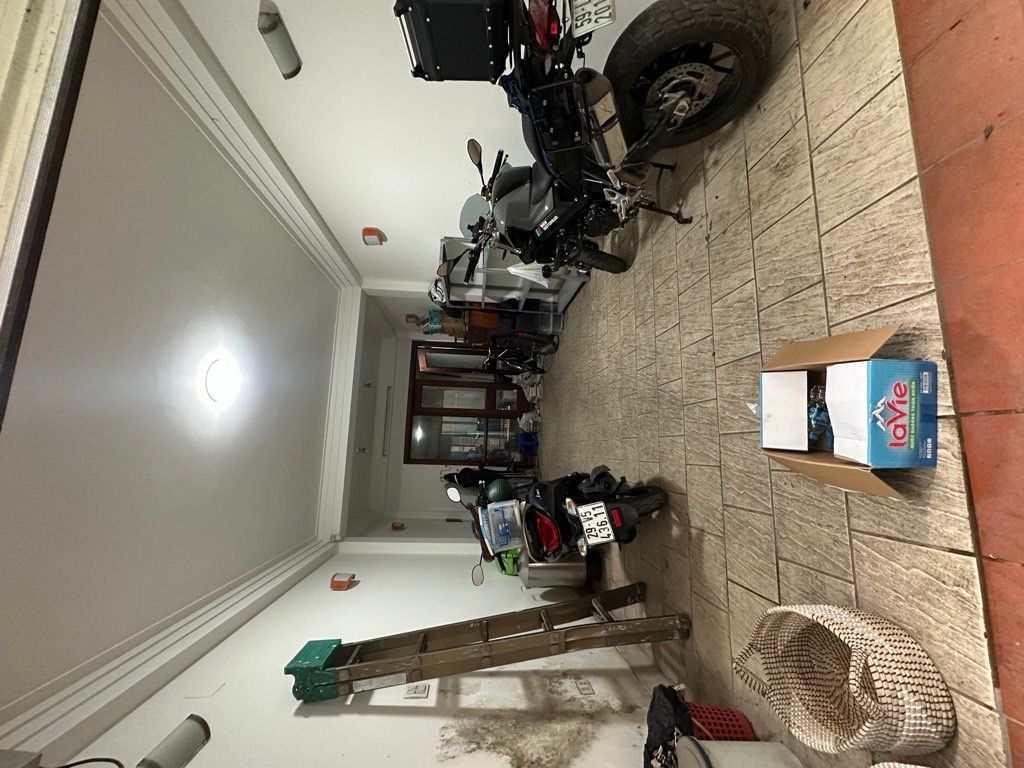 Bán nhà Phương Mai - diện tích 46m2 5 tầng - ô tô đỗ cửa - giá 21 tỷ