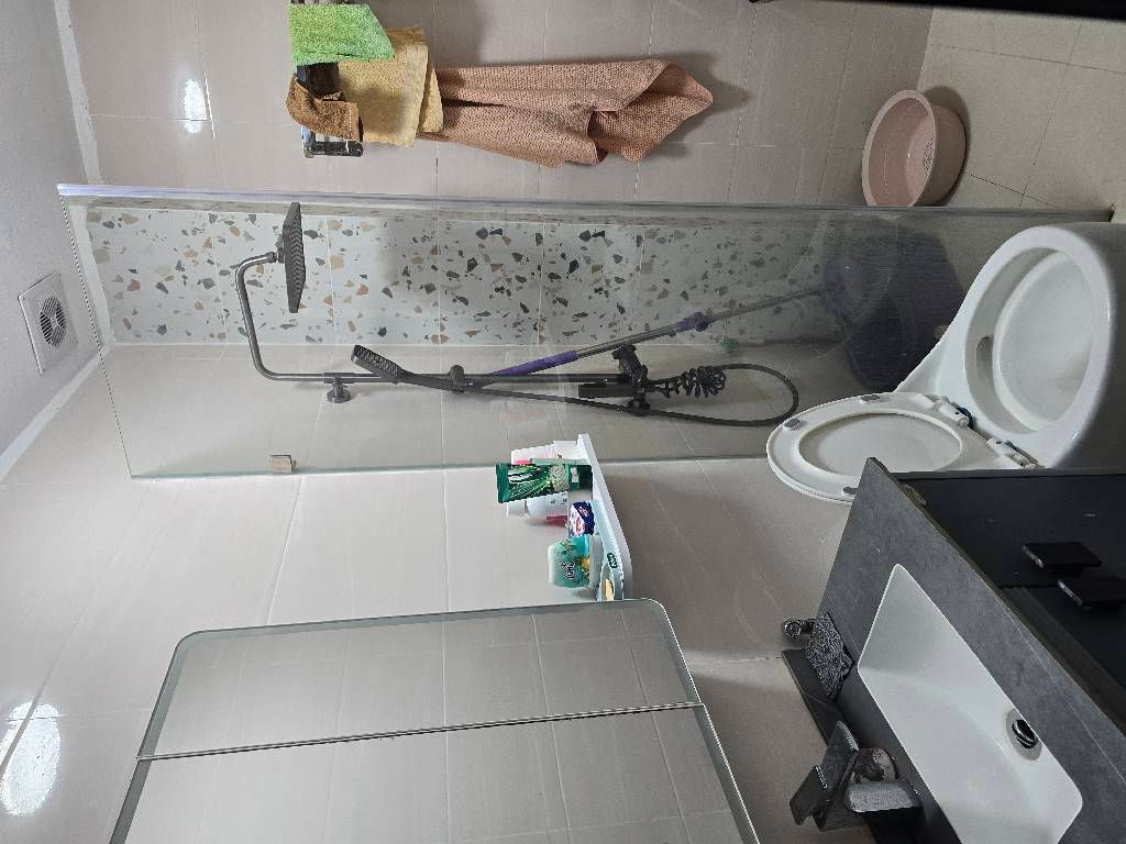 Bán nhà Định Công Thượng - diện tích 44.7m2 4 tầng - Nhà đẹp rất mới, Nội thất thiết kế theo phòng rất đẹp - giá 15,5 tỷ