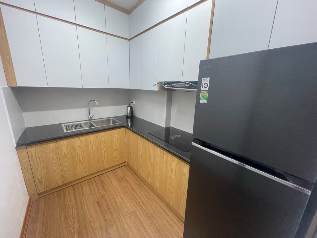 Bán nhà Số 7 Huỳnh Thúc Kháng - diện tích 21,9m2 2 tầng - Nhà đẹp như tranh - giá 5,6 tỷ