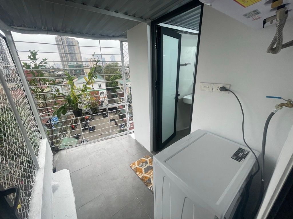 Bán nhà Số 7 Huỳnh Thúc Kháng - diện tích 21,9m2 2 tầng - Nhà đẹp như tranh - giá 5,6 tỷ