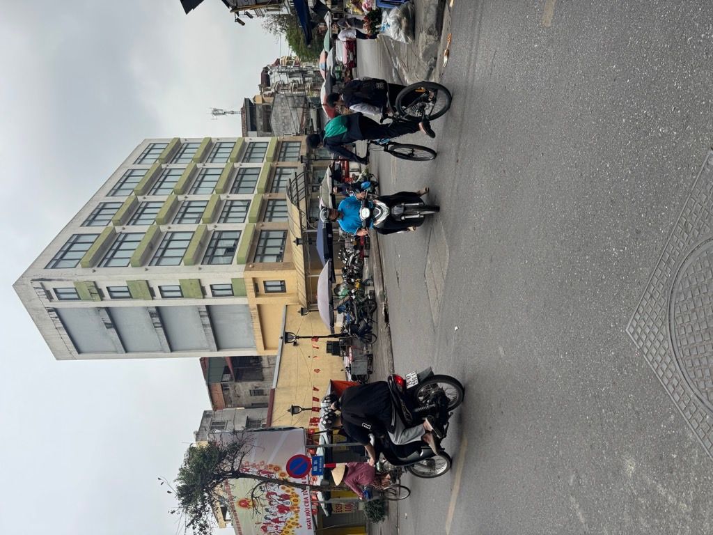 Bán nhà Trương Định - diện tích 30m2 5 tầng - Ô TÔ GẦN NHÀ - giá 9,8 tỷ