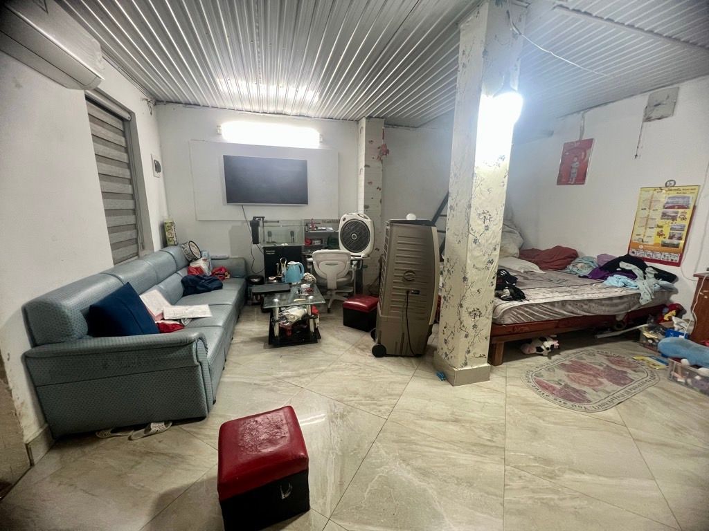 Bán nhà Lương Thế Vinh - diện tích 32m2 1 tầng - ô tô đỗ cửa - giá 3,4 tỷ