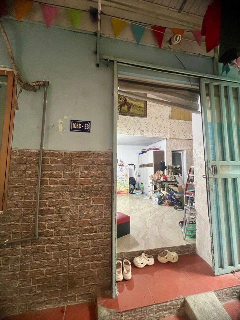 Bán nhà Lương Thế Vinh - diện tích 32m2 1 tầng - ô tô đỗ cửa - giá 3,4 tỷ