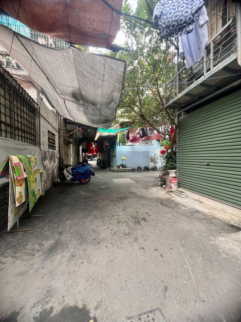 Bán nhà Lương Thế Vinh - diện tích 32m2 1 tầng - ô tô đỗ cửa - giá 3,4 tỷ